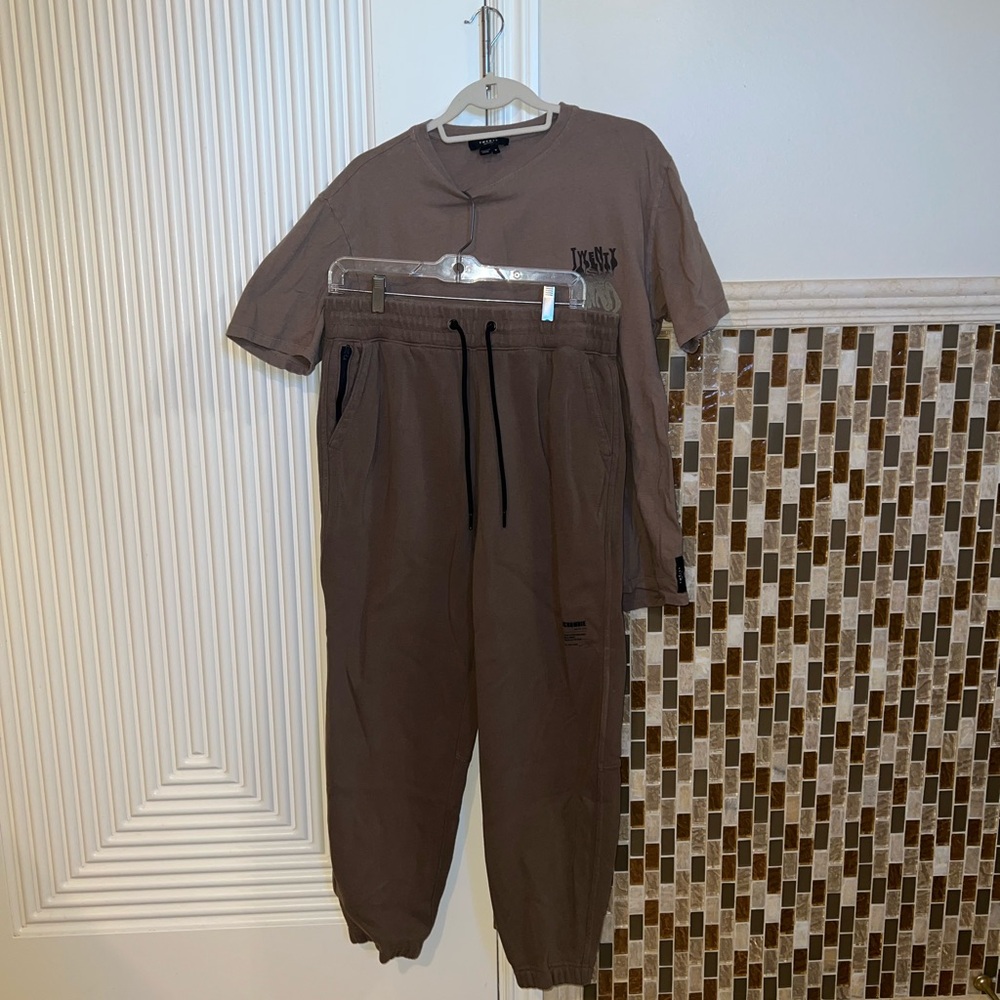 Authentic Men’s Twenty & Abercrombie & Fitch Set